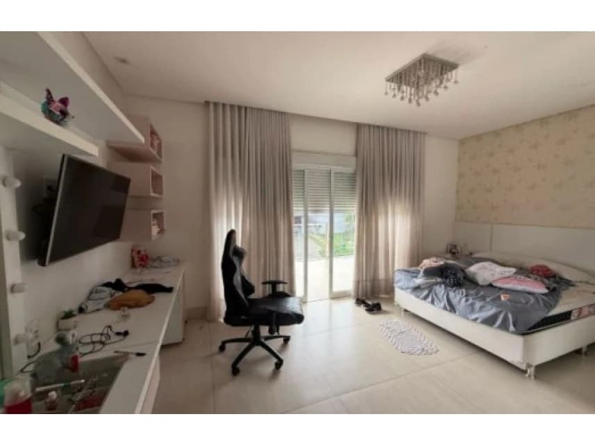 Casa à venda em leilão - foto 2