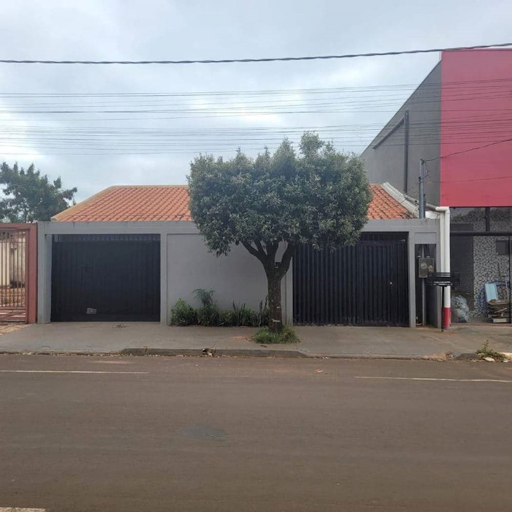 Casa, Padrão, 0 vaga(s) de garagem