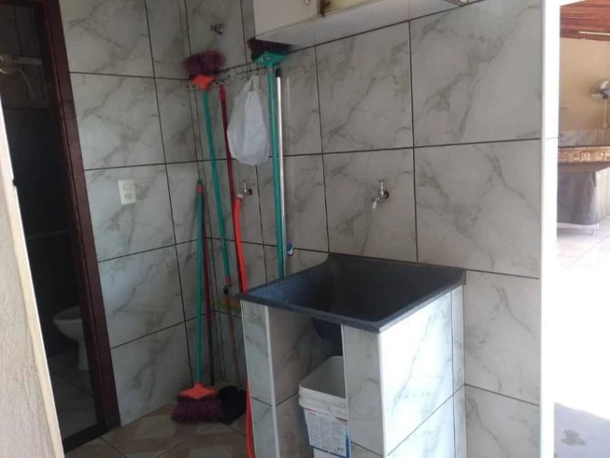 Casa à venda em leilão - foto 3