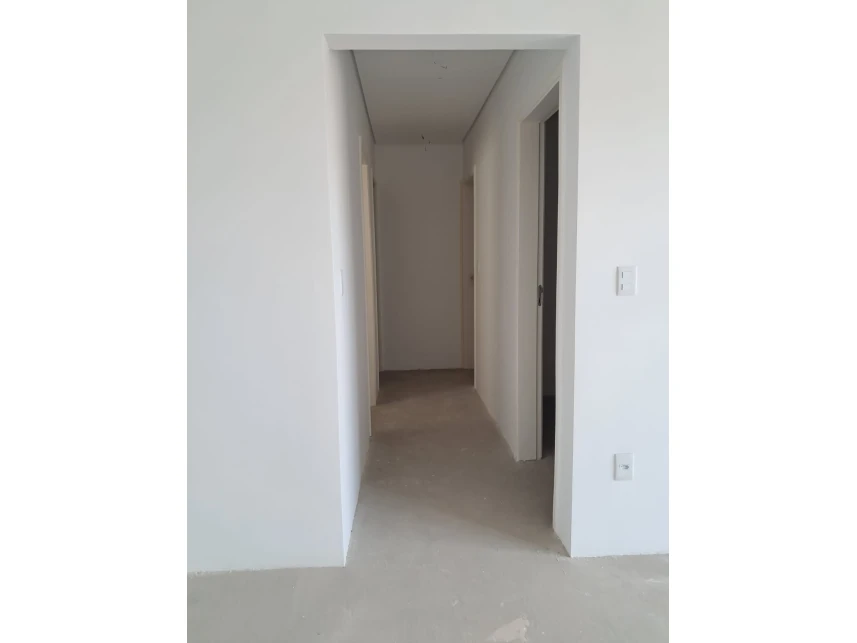 Apartamento à venda em leilão - foto 2