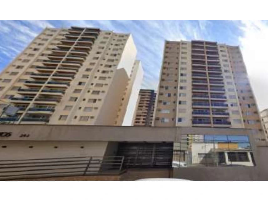 Apartamento à venda em leilão