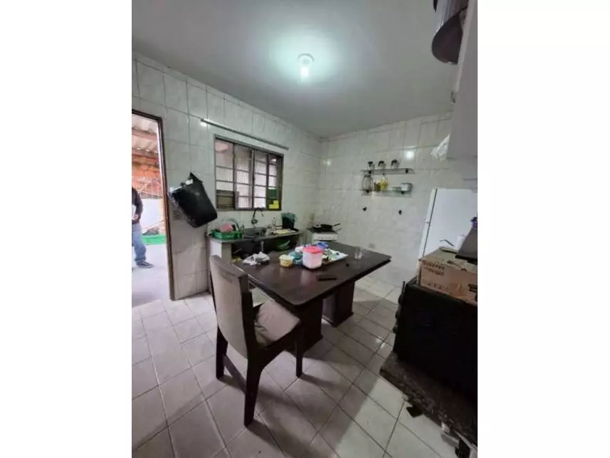 Sobrado à venda em leilão - foto 2