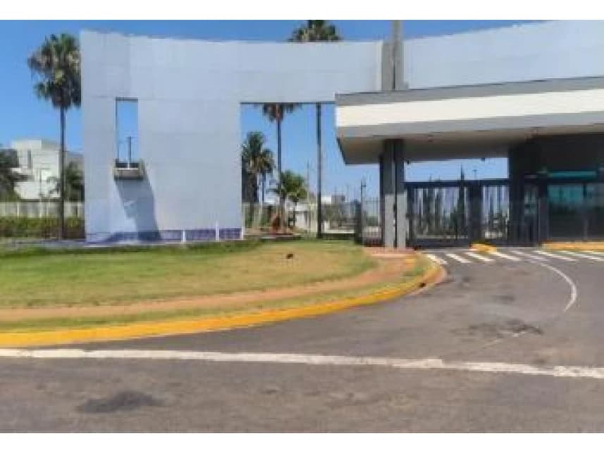 Casa à venda em leilão - foto 2