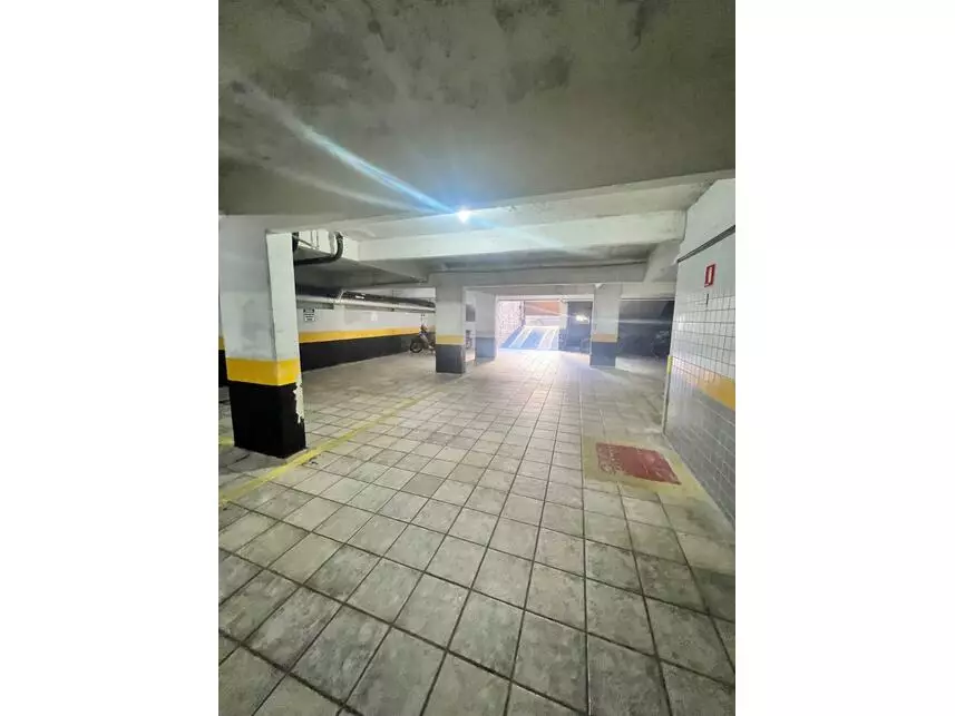 Apartamento à venda em leilão - foto 2