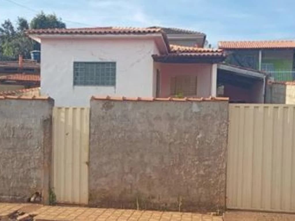 Casa 90 m² - Ilicínea-MG - Rua Salvador Procópio, 525 - Glória