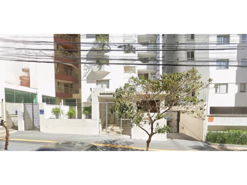 Apartamento à venda em leilão - foto 2