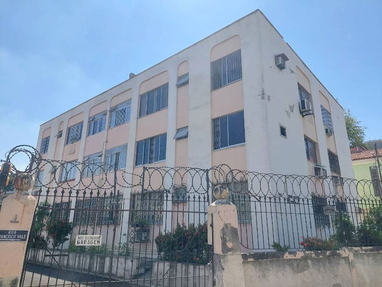 Apartamento - Engenheiro Leal - Rio de Janeiro/RJ