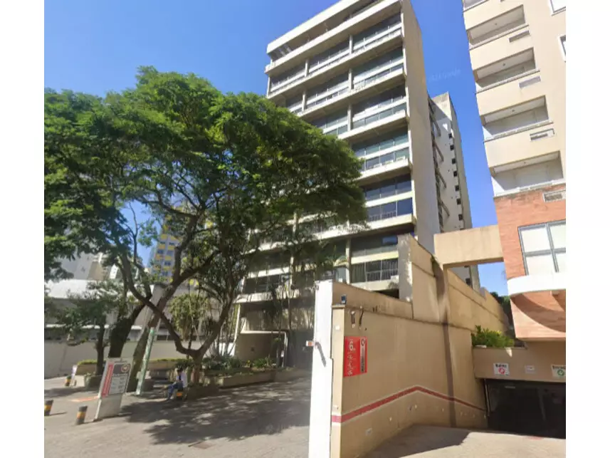 Apartamento à venda em leilão