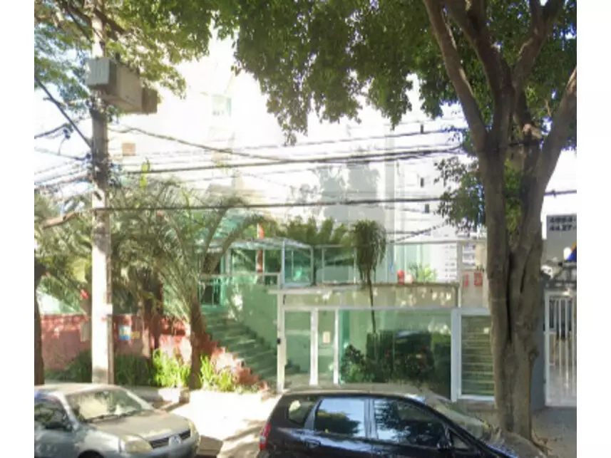 Apartamento à venda em leilão