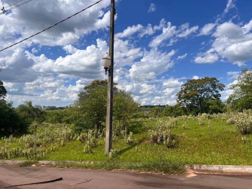 Terreno à venda em leilão