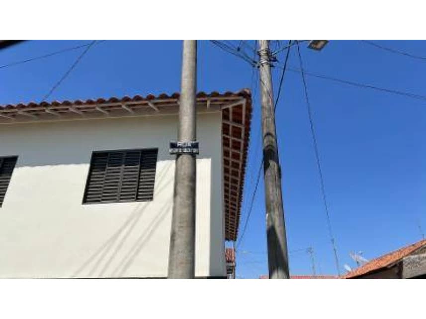 Casa à venda em leilão - foto 2
