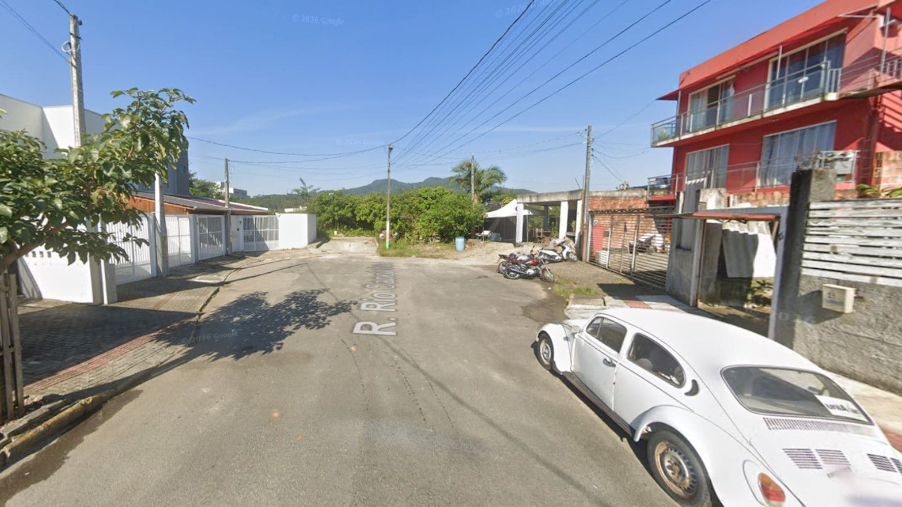 Casa no "Izzibella Residence" em Rio Pequeno - Camboriú/SC - foto 3