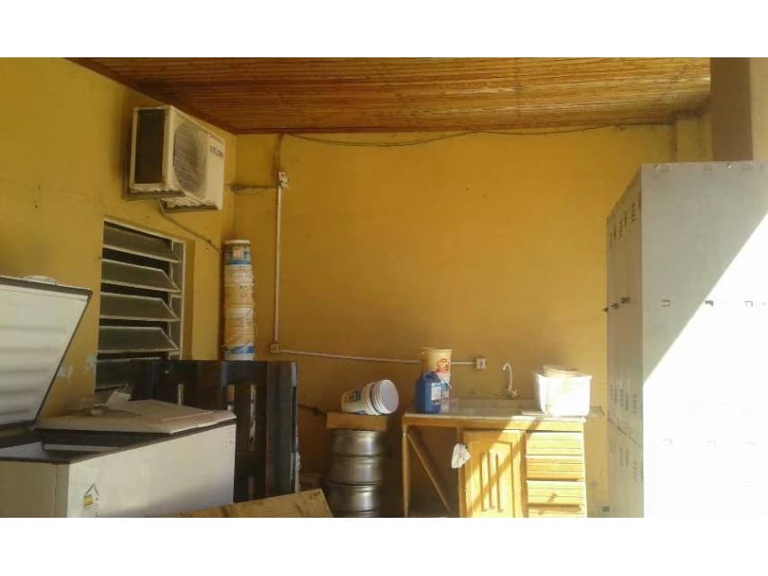 Casa à venda em leilão - foto 2