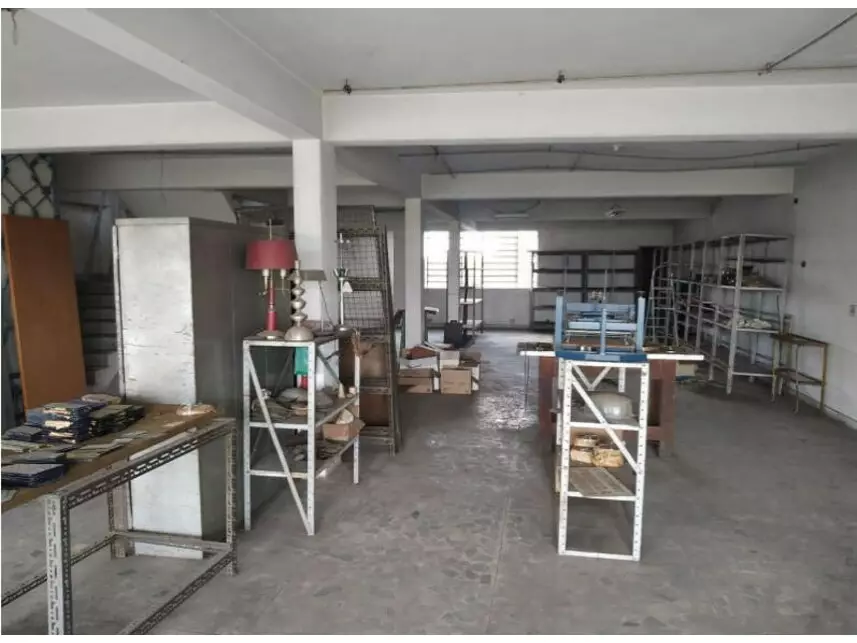 Prédio Comercial à venda em leilão