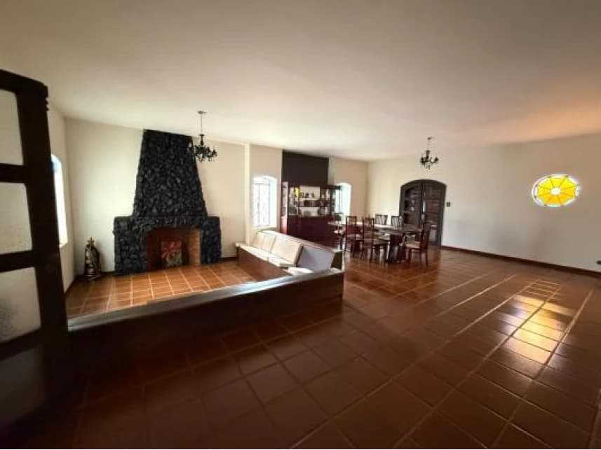 Casa à venda em leilão - foto 2