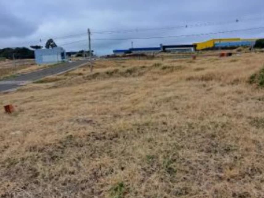 Terreno à venda em leilão