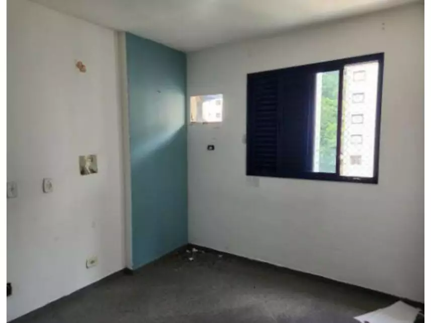 Apartamento à venda em leilão - foto 3