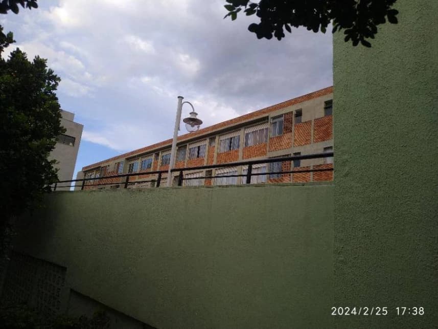 Apartamento à venda em leilão - foto 5