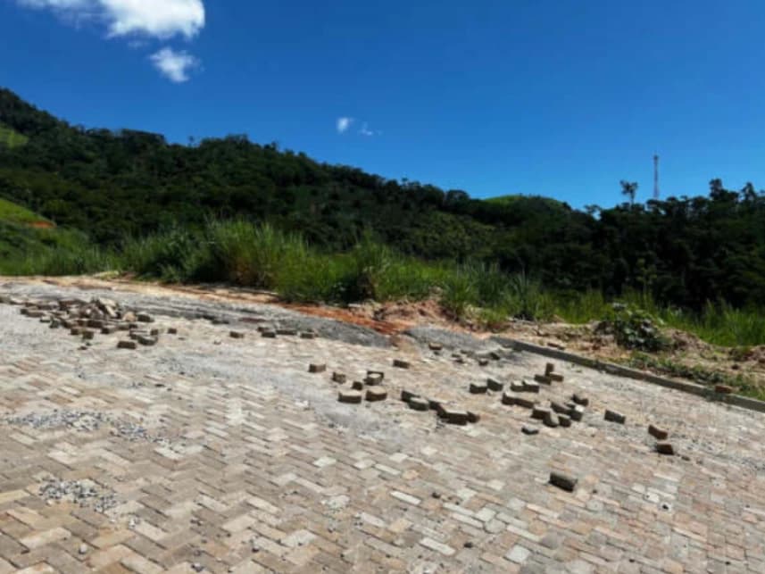 Terreno à venda em leilão