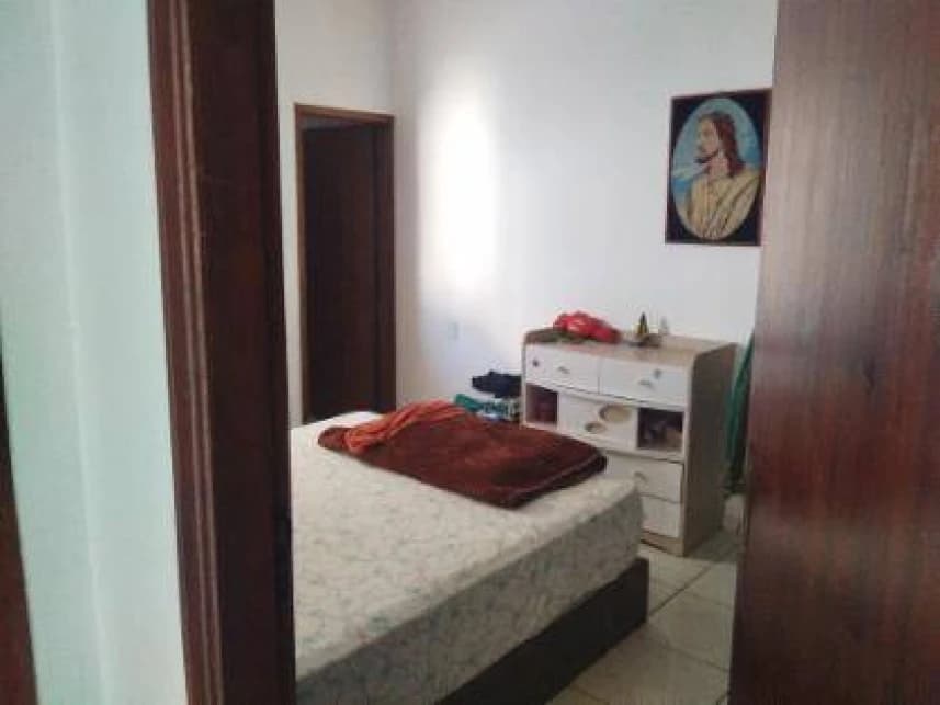 Casa à venda em leilão - foto 2