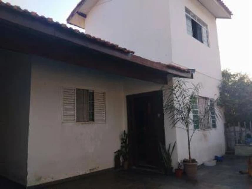 Casa à venda em leilão - foto 3