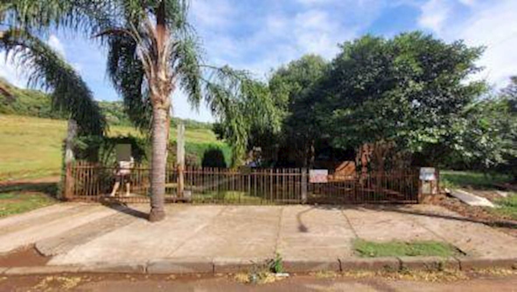 Casa, Padrão, 0 vaga(s) de garagem
