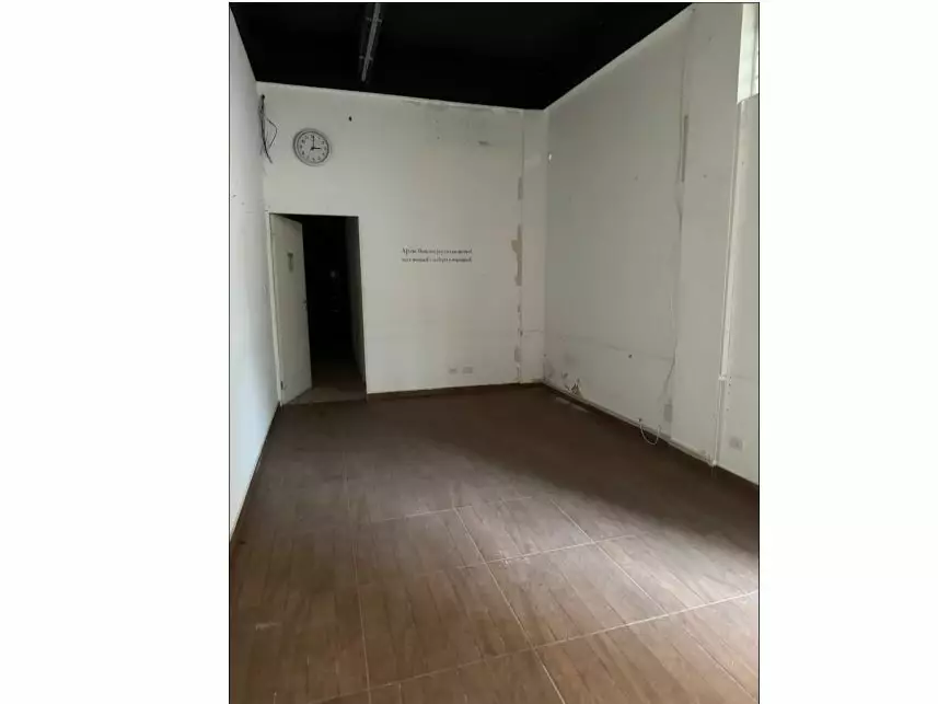 Residencial / Comercial à venda em leilão - foto 2
