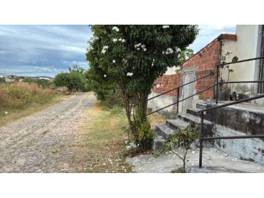 Casa à venda em leilão - foto 2