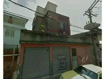 Apartamento à venda em leilão
