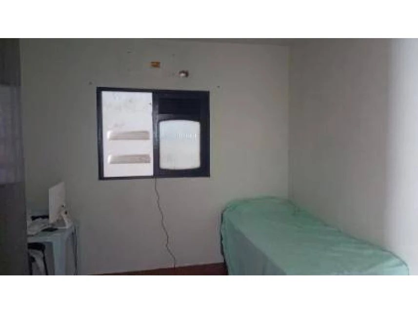 Casa à venda em leilão - foto 2