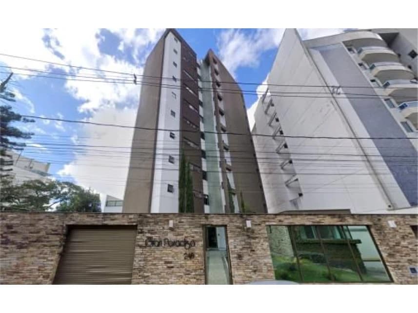 Apartamento à venda em leilão