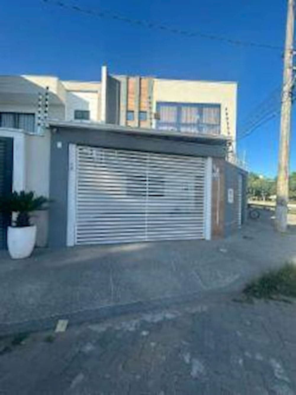 Casa, Padrão, 2 vaga(s) de garagem