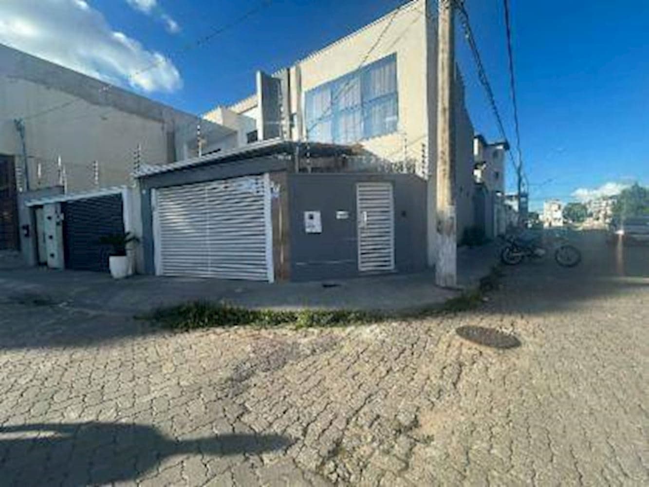 Casa, Padrão, 2 vaga(s) de garagem - foto 2