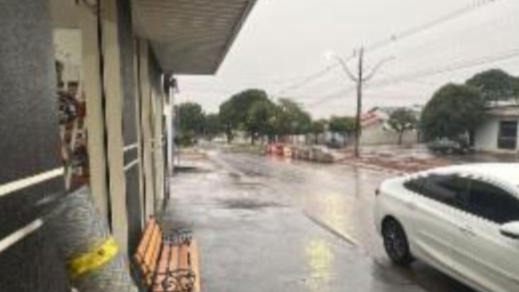 Imóvel no Centro - Tuneira do Oeste/ PR - foto 4