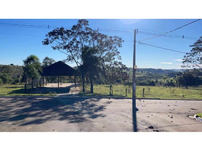 Terreno à venda em leilão
