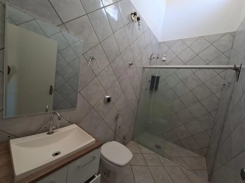 Casa à venda em leilão - foto 3