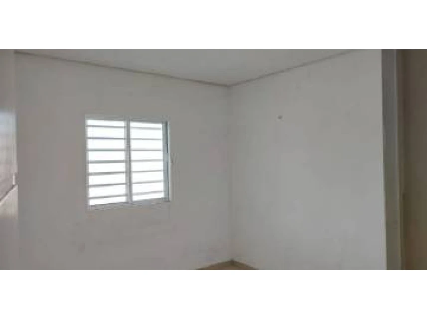 Casa à venda em leilão - foto 2