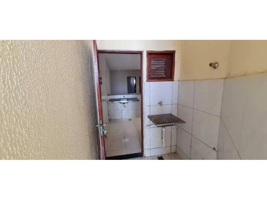 Casa à venda em leilão - foto 2