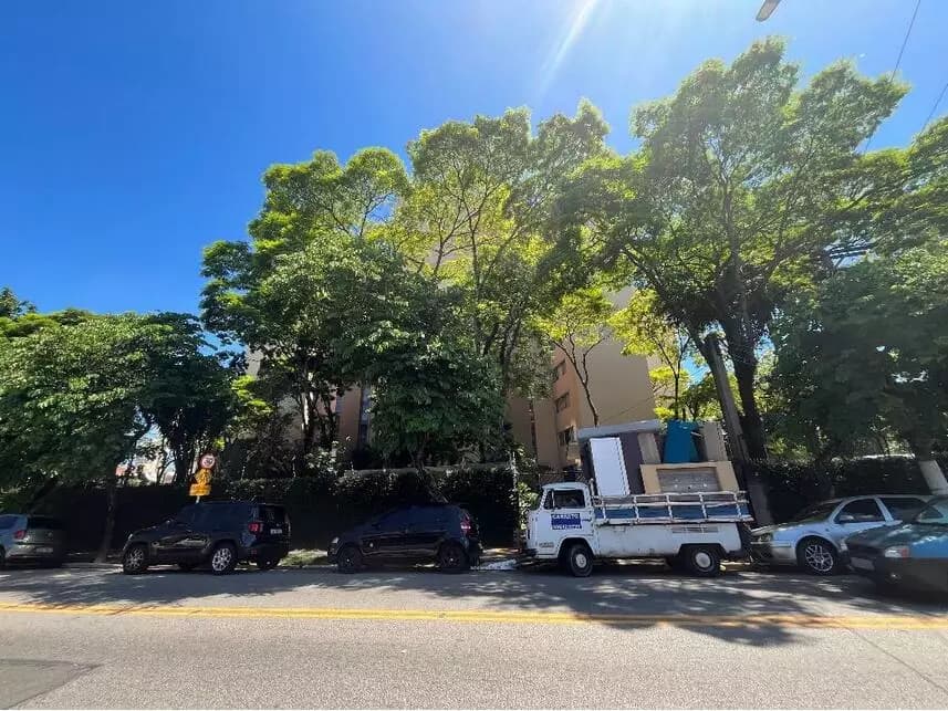 Apartamento à venda em leilão - foto 4