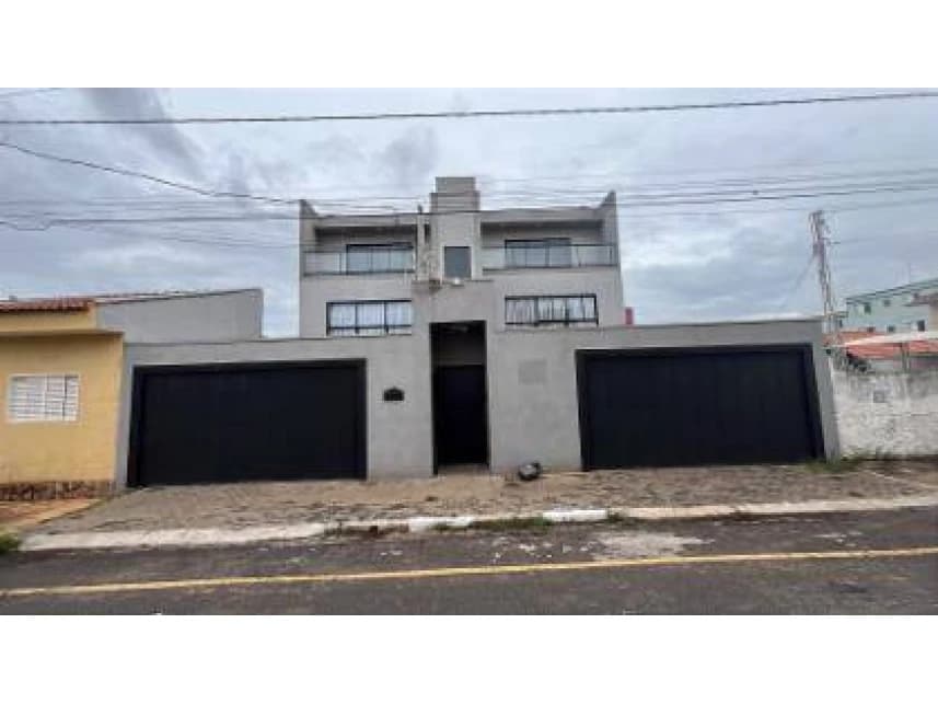 Apartamento Duplex à venda em leilão - foto 4
