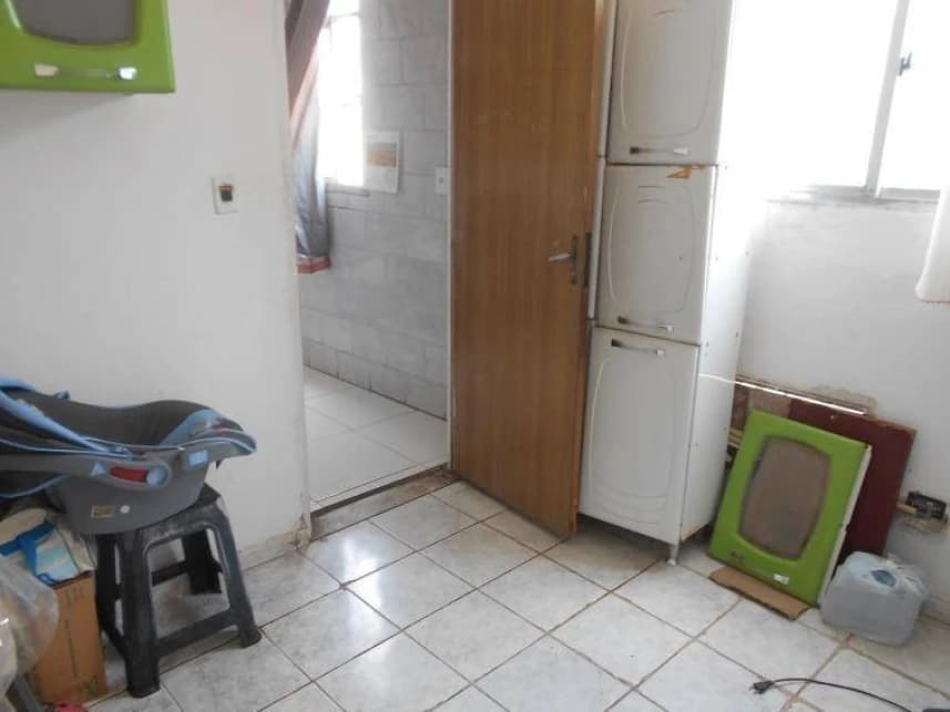 Apartamento à venda em leilão - foto 2