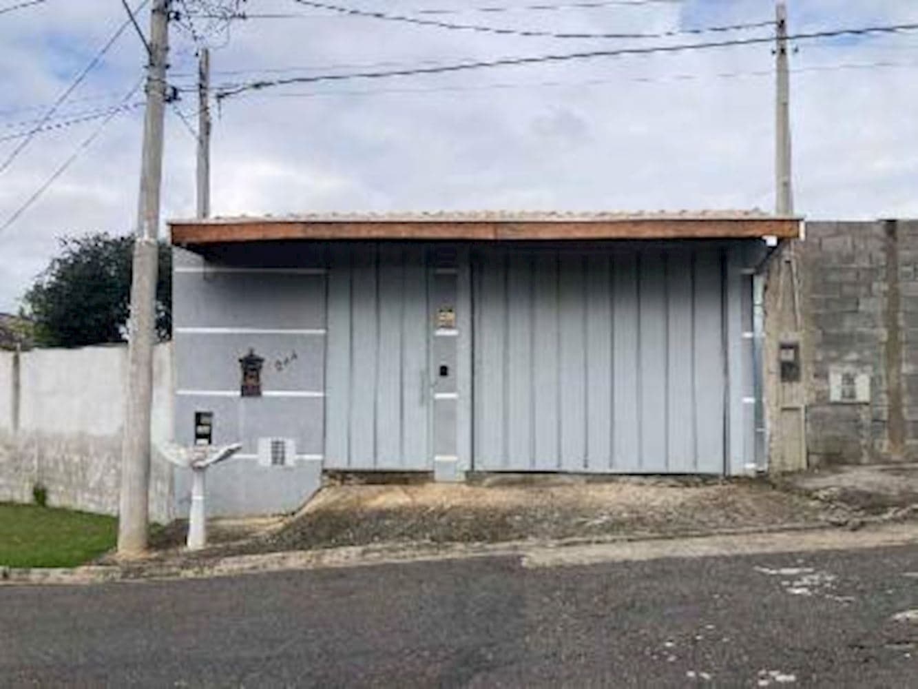 Casa, Padrão, 0 vaga(s) de garagem