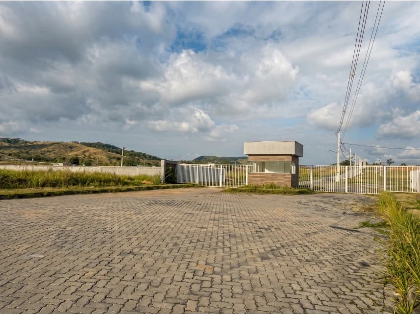 Terreno à venda em leilão