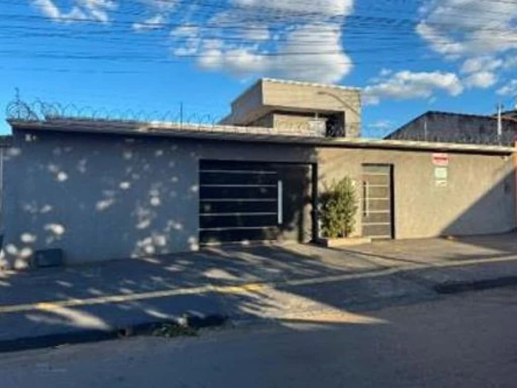 Casa 160 m² - Goiânia-GO - Rua José Clemente Pereira - Lt. 11 da Qd. 44 - Setor Cândida de Morais - foto 2