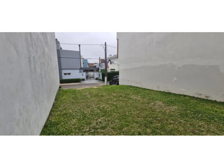 Terreno à venda em leilão