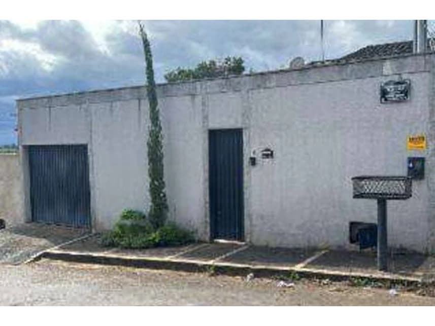 Casa à venda em leilão - foto 2