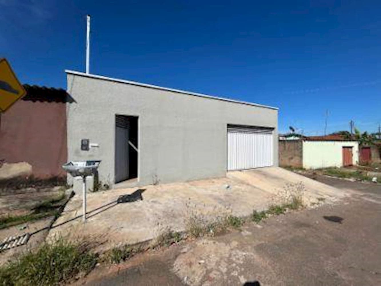 Casa, Padrão, 1 vaga(s) de garagem
