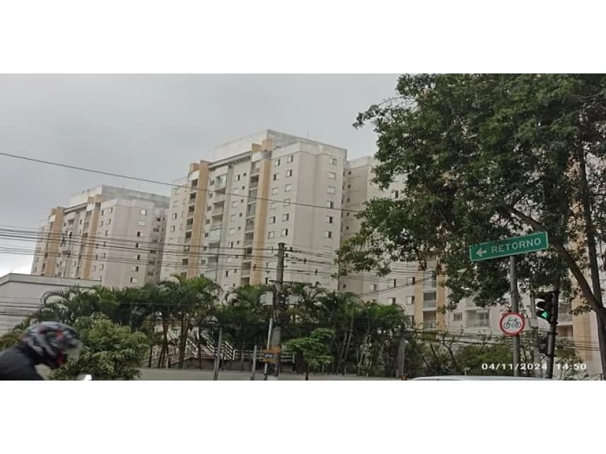 Apartamento à venda em leilão - foto 3
