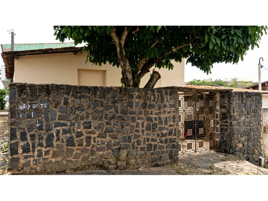 Casa à venda em leilão - foto 4