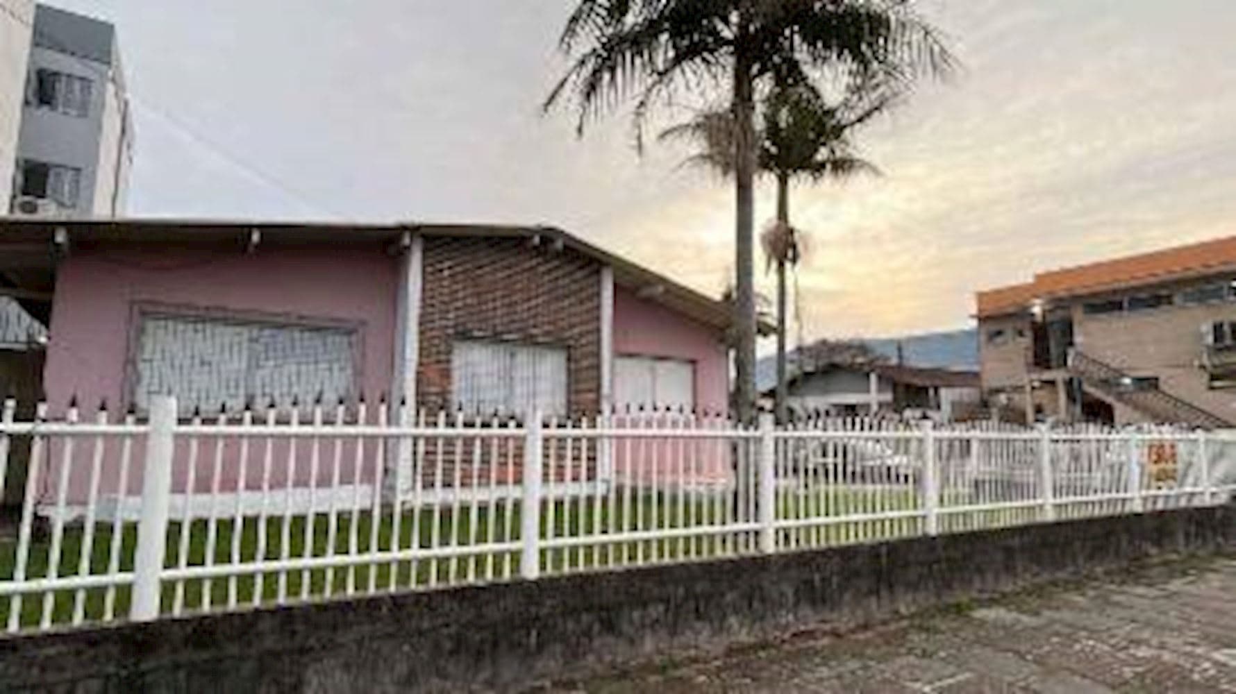 Casa, Padrão, 0 vaga(s) de garagem - foto 2